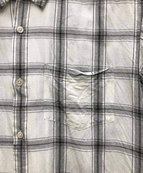 PACS（パックス）PACS (パックス) SANDY SHIRTS グレー×ホワイト サイズ:Rの古着・服飾アイテム