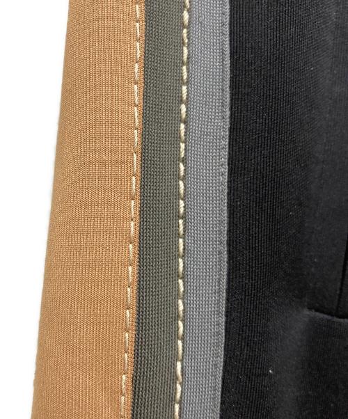 MARC JACOBS（マークジェイコブス）MARC JACOBS (マークジェイコブス) サイドラインフレアトラックパンツ ブラック サイズ:00の古着・服飾アイテム