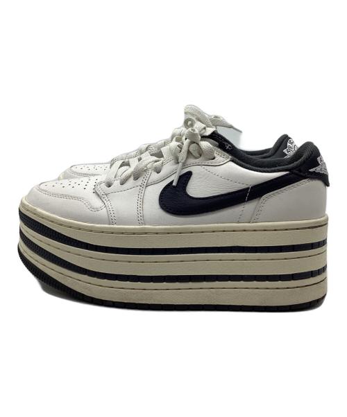 NIKE（ナイキ）NIKE (ナイキ) エア ジョーダン 1 トリプル スタック ホワイト サイズ:24㎝の古着・服飾アイテム