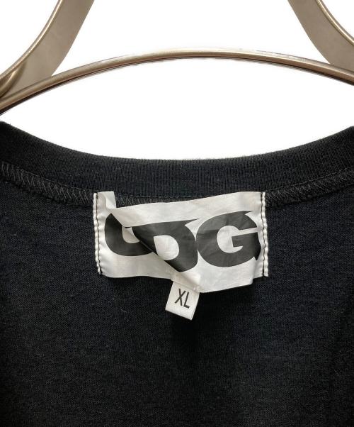 CDG（シーディージー）CDG (シーディージー) stussy (ステューシー) コラボロゴTシャツ ブラック サイズ:XLの古着・服飾アイテム