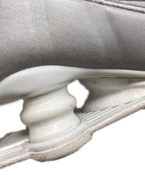 NIKE（ナイキ）NIKE (ナイキ) SHOX R4 ホワイト サイズ:US 6 1/2の古着・服飾アイテム