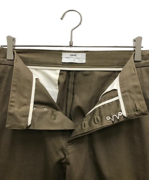 OAMC（オーエーエムシー）OAMC (オーエーエムシー) 切替パンツ カーキ サイズ:W32の古着・服飾アイテム