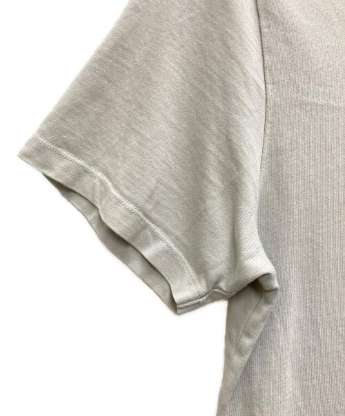 maison kitsune（メゾンキツネ）maison kitsune (メゾンキツネ) フォックスパッチTシャツ グレー サイズ:Mの古着・服飾アイテム
