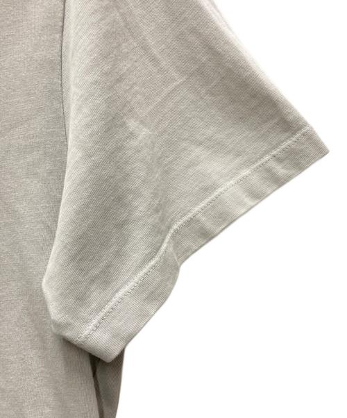 maison kitsune（メゾンキツネ）maison kitsune (メゾンキツネ) フォックスパッチTシャツ グレー サイズ:Mの古着・服飾アイテム