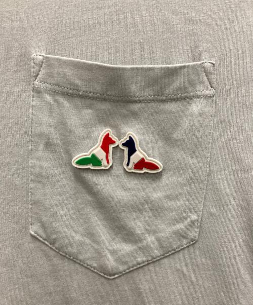maison kitsune（メゾンキツネ）maison kitsune (メゾンキツネ) フォックスパッチTシャツ グレー サイズ:Mの古着・服飾アイテム