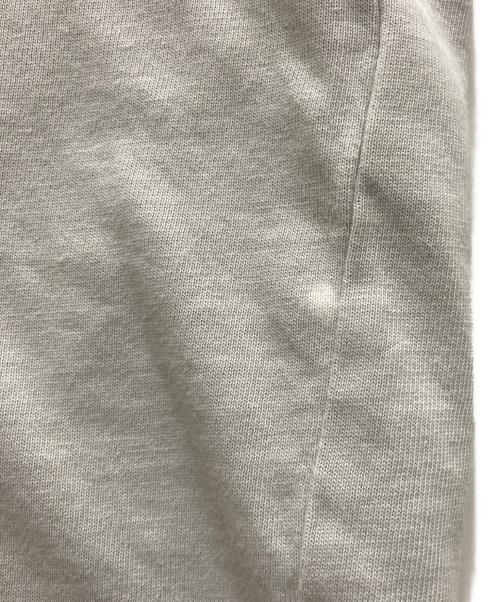maison kitsune（メゾンキツネ）maison kitsune (メゾンキツネ) フォックスパッチTシャツ グレー サイズ:Mの古着・服飾アイテム