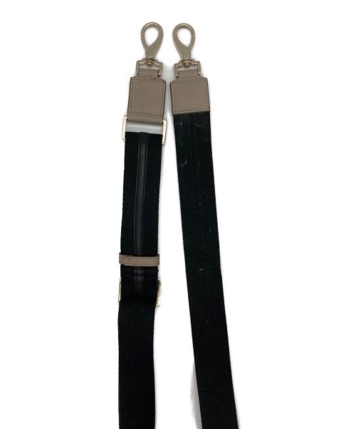 ANYA HINDMARCH（アニヤ・ハインドマーチ）ANYA HINDMARCH (アニヤ・ハインドマーチ) MAXI ZIP 2WAYバッグの古着・服飾アイテム
