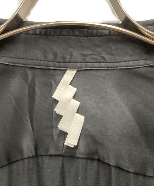 SOSHIOTSUKI（ソウシ オオツキ）SOSHIOTSUKI (ソウシ オオツキ) ENDING CUTTER SHIRTS ブラック サイズ:44の古着・服飾アイテム