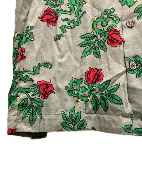 UNUSED（アンユーズド）UNUSED (アンユーズド) Rose Pattern Short-Sleeve Shirt グレー サイズ:3の古着・服飾アイテム