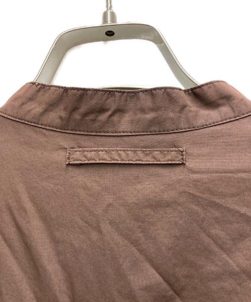 The shepherd UNDERCOVER（ザシェパード アンダーカバー）The shepherd UNDERCOVER (ザシェパード アンダーカバー) スタンドカラーパッカリングシャツ ブラウン サイズ:3の古着・服飾アイテム