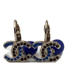 CHANEL（シャネル）の古着「BLUE BEAD DROP CRYSTAL CC HOOK」｜ブルー×ブラック