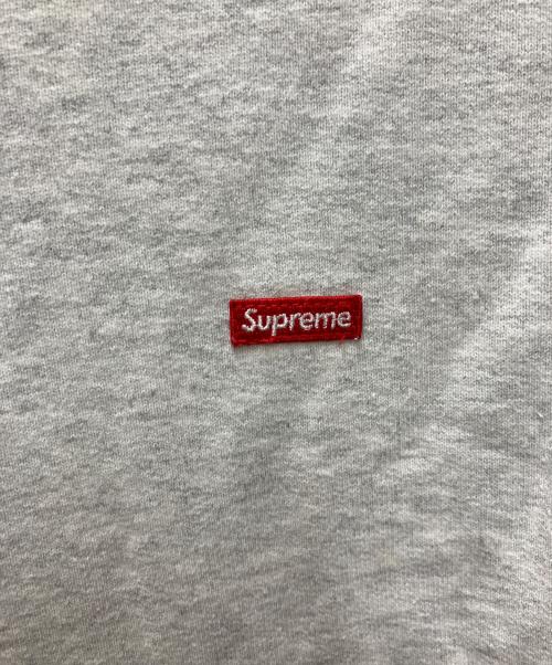 SUPREME（シュプリーム）Supreme (シュプリーム) スモールボックスロゴスウェットシャツ グレー サイズ:Mの古着・服飾アイテム