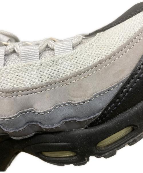 NIKE（ナイキ）NIKE (ナイキ) AIR MAX 95 ESSENTIAL グレー サイズ:US 8 1/2の古着・服飾アイテム