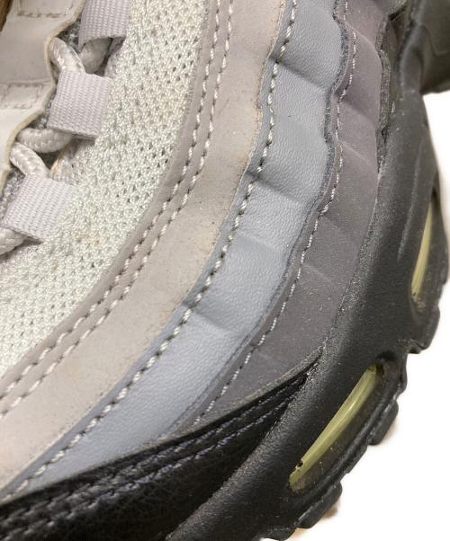 NIKE（ナイキ）NIKE (ナイキ) AIR MAX 95 ESSENTIAL グレー サイズ:US 8 1/2の古着・服飾アイテム