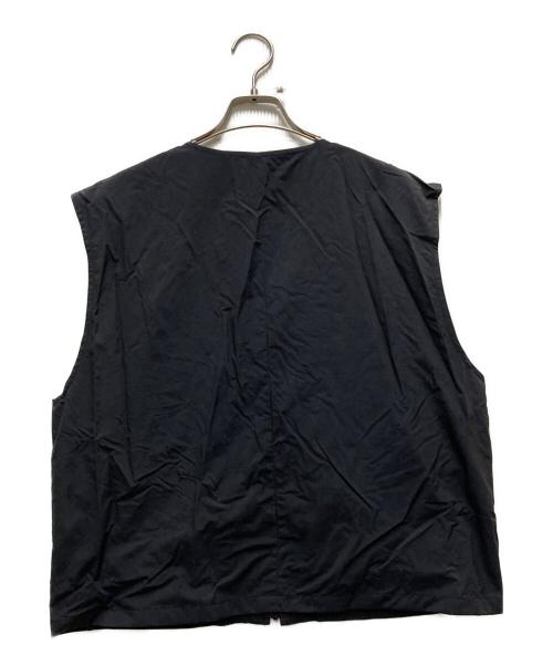 SimplyComplicated（シンプリーコンプリケイティド）SimplyComplicated (シンプリーコンプリケイティド) LIGHT SHELL UTILITY VEST ブラック サイズ:FREEの古着・服飾アイテム