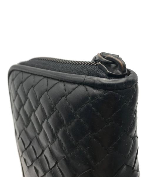 BOTTEGA VENETA（ボッテガベネタ）BOTTEGA VENETA (ボッテガベネタ) イントレチャートラウンドジップウォレット ブラックの古着・服飾アイテム