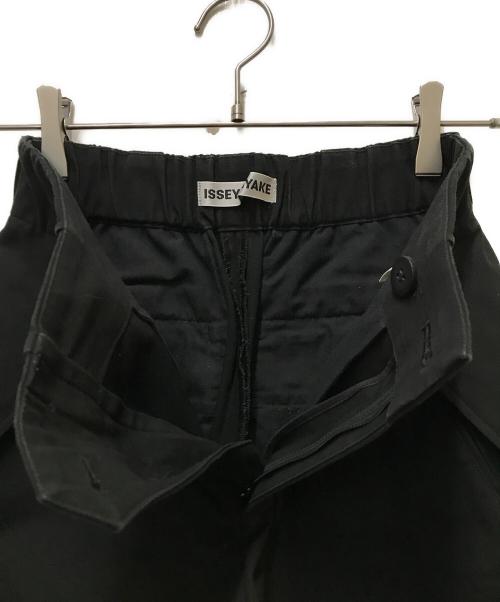 ISSEY MIYAKE（イッセイミヤケ）ISSEY MIYAKE (イッセイミヤケ) デザインパンツ ブラック サイズ:1の古着・服飾アイテム
