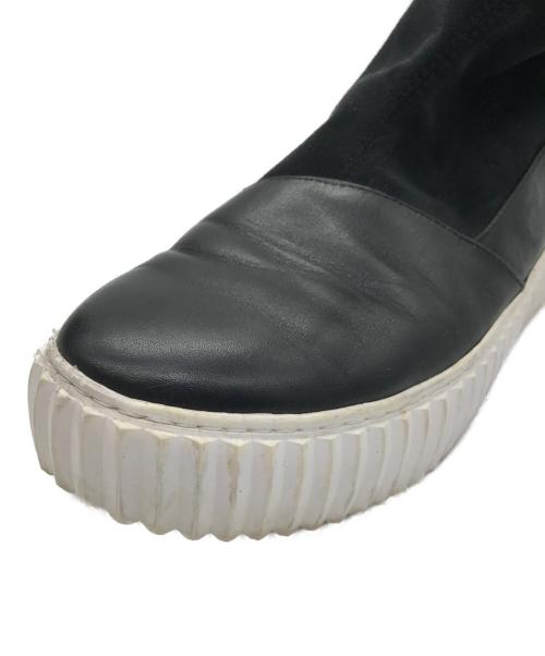 ISSEY MIYAKE（イッセイミヤケ）ISSEY MIYAKE (イッセイミヤケ) UN BOUNCE FIT レザーコンビブーツ ブラック サイズ:SIZE 40の古着・服飾アイテム