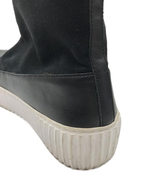 ISSEY MIYAKE（イッセイミヤケ）ISSEY MIYAKE (イッセイミヤケ) UN BOUNCE FIT レザーコンビブーツ ブラック サイズ:SIZE 40の古着・服飾アイテム