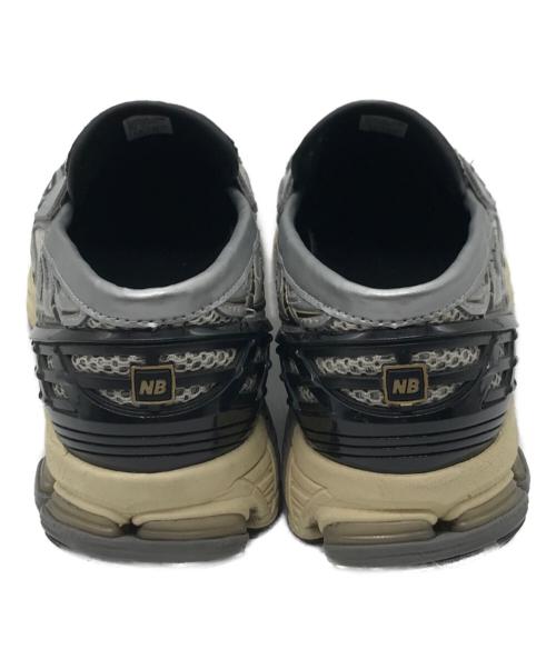 NEW BALANCE（ニューバランス）NEW BALANCE (ニューバランス) 1906 スニーカー シルバー×ベージュ サイズ:26.5cmの古着・服飾アイテム