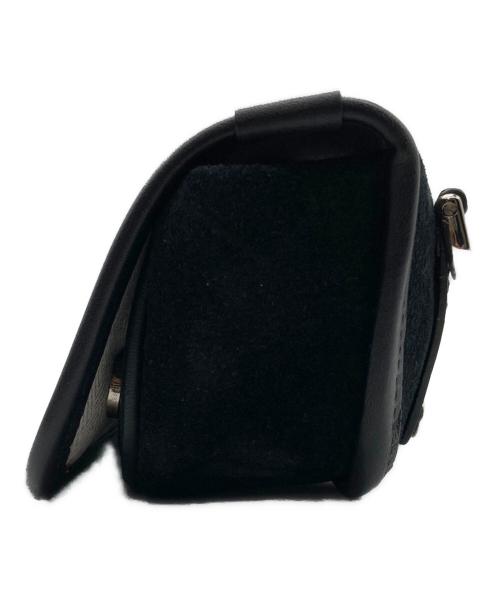 ITTI（イッチ）ITTI (イッチ) MICHELLE CAMERA ERRAND POUCH ミニバッグ ブラックの古着・服飾アイテム