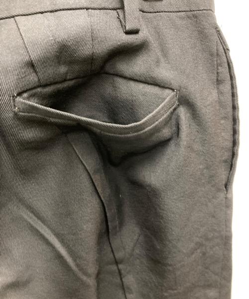 UNDERCOVER（アンダーカバー）UNDERCOVER (アンダーカバー) 16aw Wギャバダーツセミワイドパンツ ブラック サイズ:３の古着・服飾アイテム