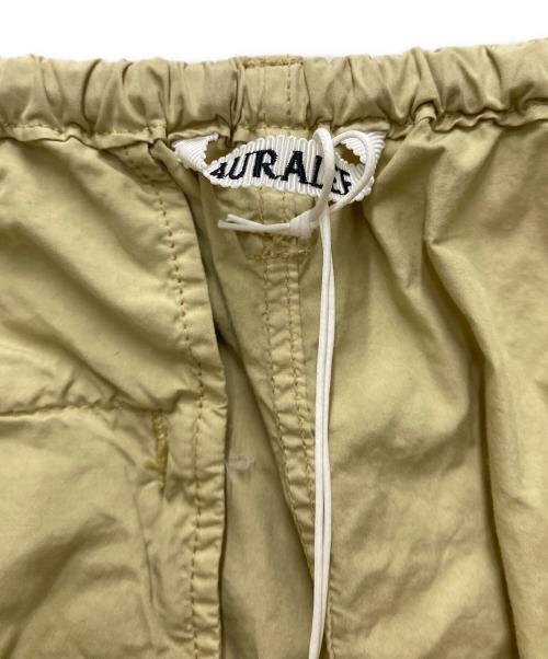 AURALEE（オーラリー）AURALEE (オーラリー) GARMENTーDYED FINX SHUTTLE WEATHER DRAWSTRING PANTS ベージュの古着・服飾アイテム