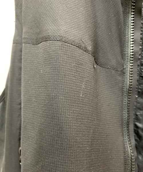 ARC'TERYX（アークテリクス）ARC'TERYX (アークテリクス) ATOM SL VEST ブラック サイズ:Mの古着・服飾アイテム