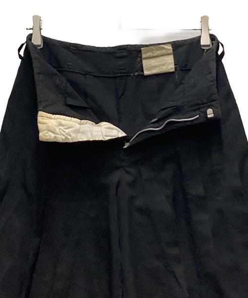 COMME des GARCONS COMME des GARCONS（コムデギャルソン コムデギャルソン）COMME des GARCONS COMME des GARCONS (コムデギャルソン コムデギャルソン) プリーツハーフパンツ ブラック サイズ:XSの古着・服飾アイテム