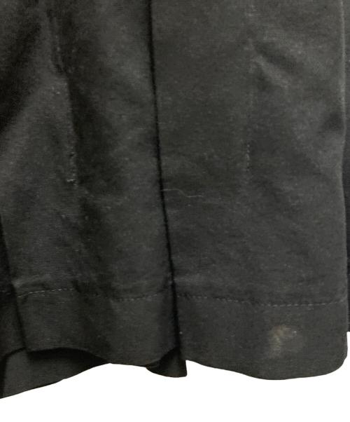 COMME des GARCONS COMME des GARCONS（コムデギャルソン コムデギャルソン）COMME des GARCONS COMME des GARCONS (コムデギャルソン コムデギャルソン) プリーツハーフパンツ ブラック サイズ:XSの古着・服飾アイテム