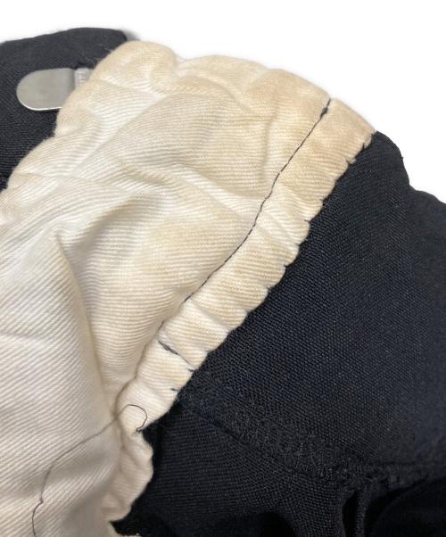 COMME des GARCONS COMME des GARCONS（コムデギャルソン コムデギャルソン）COMME des GARCONS COMME des GARCONS (コムデギャルソン コムデギャルソン) プリーツハーフパンツ ブラック サイズ:XSの古着・服飾アイテム