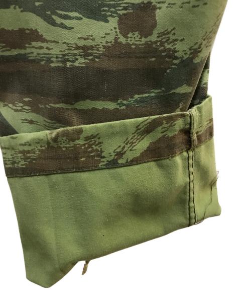 ギリシャ軍（ギリシャグン）ギリシャ軍 (ギリシャグン) リザードカモフィールドカーゴパンツ カーキ サイズ:不明の古着・服飾アイテム