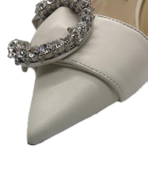 JIMMY CHOO（ジミーチュウ）JIMMY CHOO (ジミーチュウ) MELVA ビジューパンプス ホワイト サイズ:37の古着・服飾アイテム