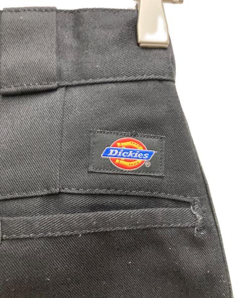 TOGA PULLA（トーガ プルラ）TOGA PULLA (トーガ プルラ) Dickies (ディッキーズ) レザーサイドラインコラボパンツ ブラック サイズ: 73.5cm (W29)の古着・服飾アイテム