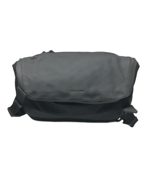 BROSKI and SUPPLY（ブロスキーアンドサプライ）BROSKI AND SUPPLY (ブロスキーアンドサプライ) Adjust sling multi bag ブラックの古着・服飾アイテム