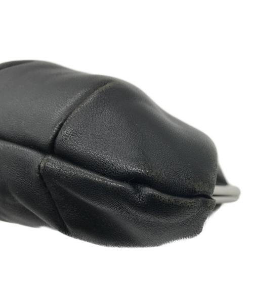 Vivienne Westwood（ヴィヴィアンウエストウッド）Vivienne Westwood (ヴィヴィアンウエストウッド) がま口 ショルダーバッグ ブラックの古着・服飾アイテム
