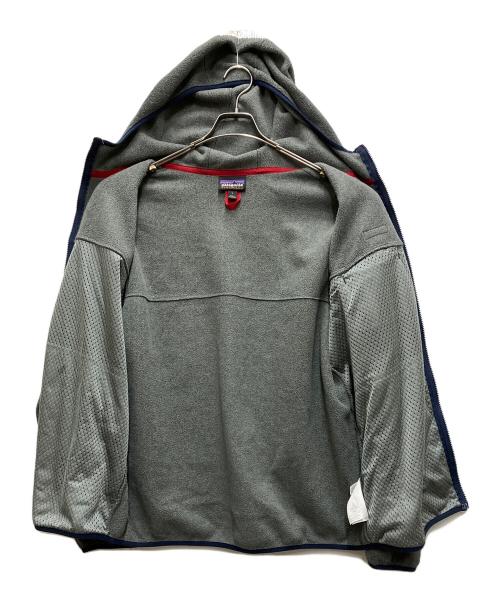 Patagonia（パタゴニア）Patagonia (パタゴニア) ライトウェイト シンチラ スナップ フーディ グレー サイズ:Lの古着・服飾アイテム