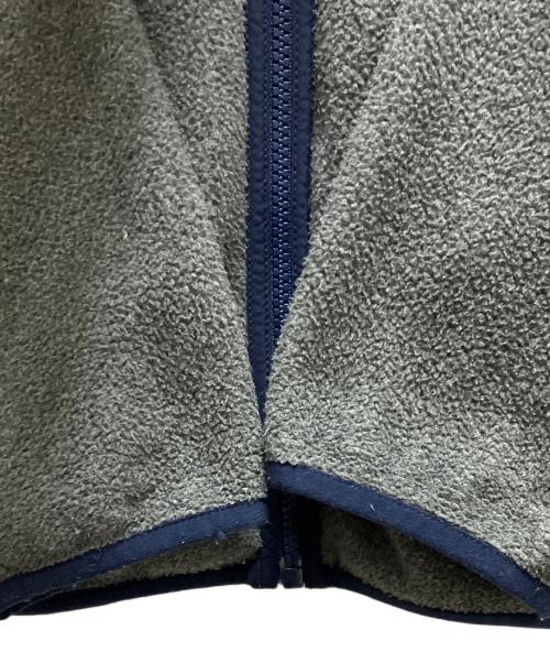 Patagonia（パタゴニア）Patagonia (パタゴニア) ライトウェイト シンチラ スナップ フーディ グレー サイズ:Lの古着・服飾アイテム