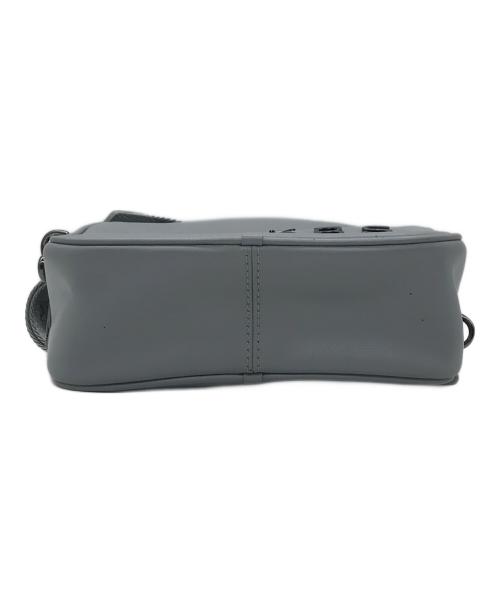 MARC JACOBS（マークジェイコブス）MARC JACOBS (マークジェイコブス) ショルダーバッグ グレーの古着・服飾アイテム