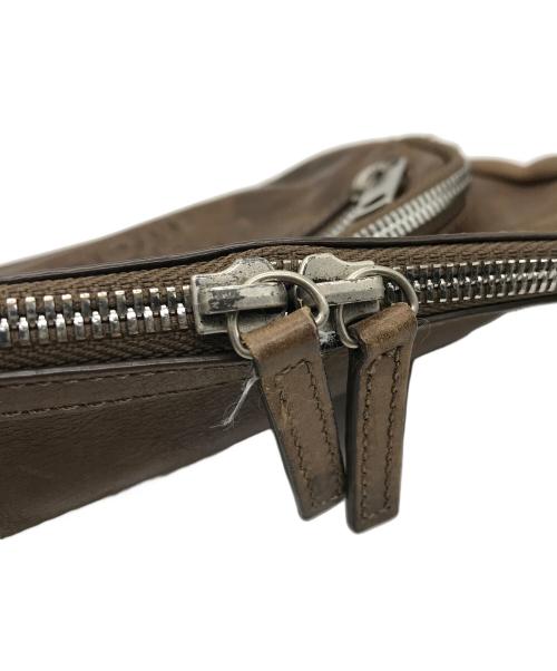 MARGE SHERWOOD（マージシャーウッド）MARGE SHERWOOD (マージシャーウッド) OUTPOCKET HOBO MINI BAG ブラウンの古着・服飾アイテム