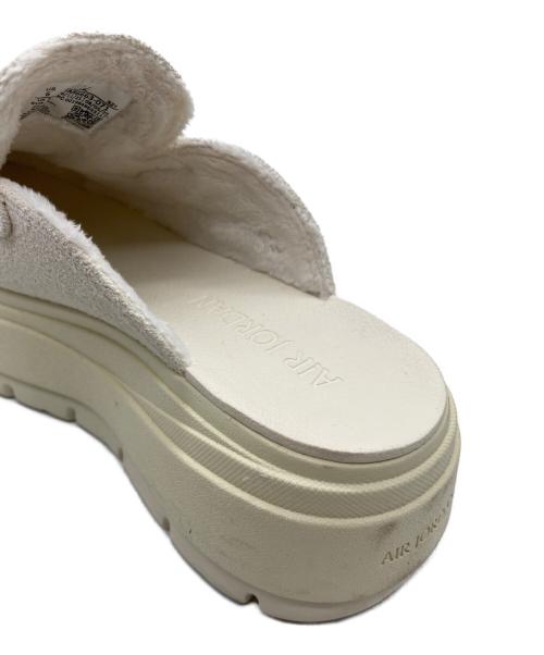 NIKE（ナイキ）NIKE (ナイキ) WMNS AIR JORDAN MULE ベージュ サイズ:23ＣＭの古着・服飾アイテム