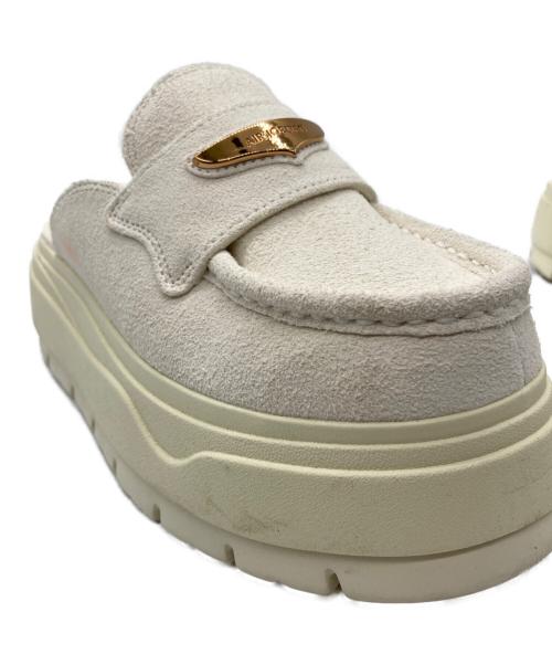 NIKE（ナイキ）NIKE (ナイキ) WMNS AIR JORDAN MULE ベージュ サイズ:23ＣＭの古着・服飾アイテム