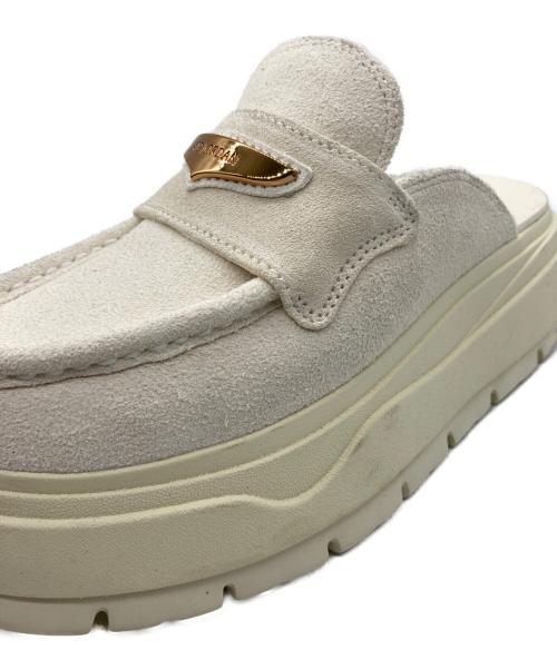 NIKE（ナイキ）NIKE (ナイキ) WMNS AIR JORDAN MULE ベージュ サイズ:23ＣＭの古着・服飾アイテム
