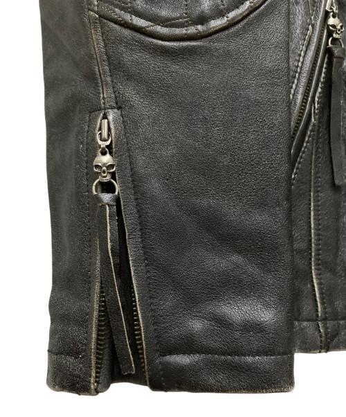 AFFLICTION（アフリクション）AFFLICTION (アフリクション) スカル刺繍 シングルライダース ブラック サイズ:Lの古着・服飾アイテム