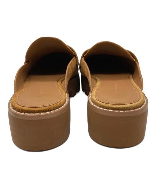 TORY BURCH（トリーバーチ）TORY BURCH (トリーバーチ) スエードスライドローファー ブラウン サイズ:6Mの古着・服飾アイテム