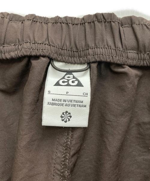 NIKE ACG（ナイキエーシージー）NIKE ACG (ナイキエーシージー) SNOWGRASS CRG SHORT ブラウン サイズ:Sの古着・服飾アイテム
