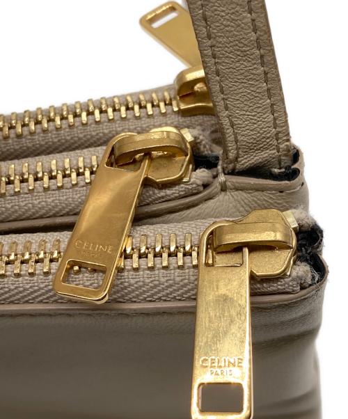 CELINE（セリーヌ）CELINE (セリーヌ) トリオラージショルダーバッグ ベージュの古着・服飾アイテム