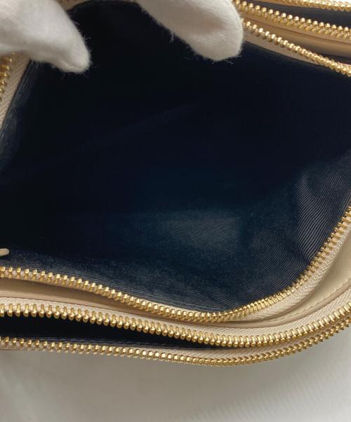 CELINE（セリーヌ）CELINE (セリーヌ) トリオラージショルダーバッグ ベージュの古着・服飾アイテム