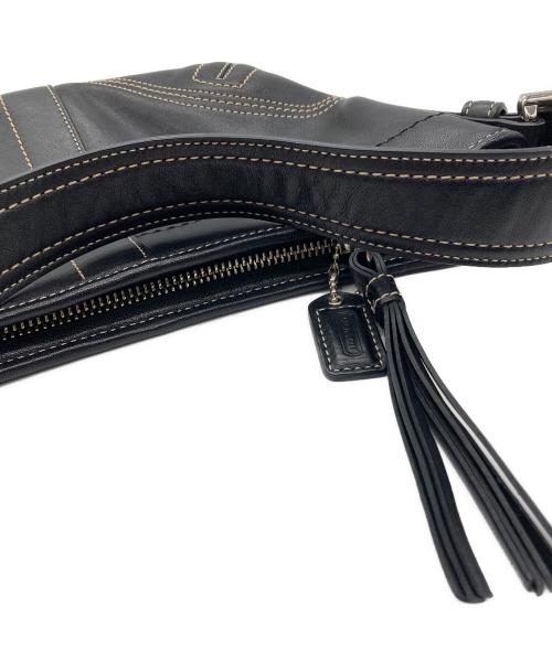 COACH（コーチ）COACH (コーチ) ホーボー ワンショルダーバッグ ブラックの古着・服飾アイテム