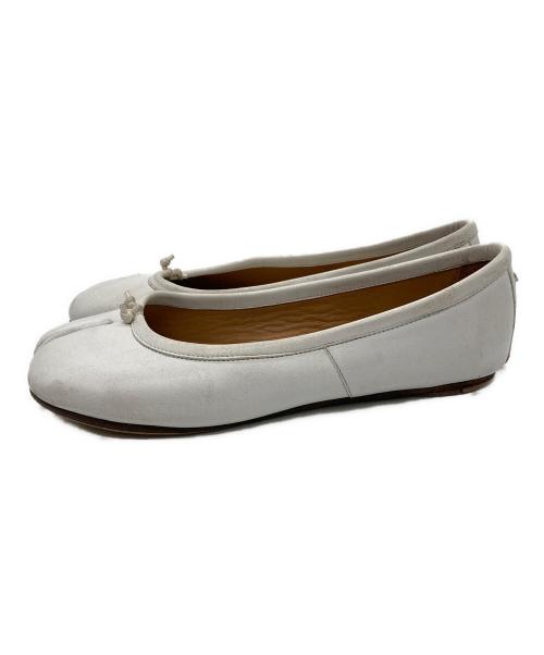 Maison Margiela（メゾンマルジェラ）Maison Margiela (メゾンマルジェラ) 足袋バレエシューズ ホワイト サイズ:35 1/2の古着・服飾アイテム